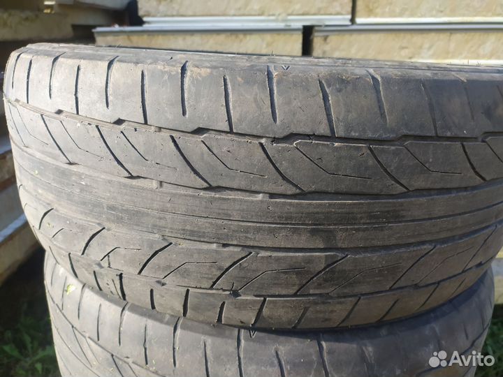 Nitto NT555 205/55 R16
