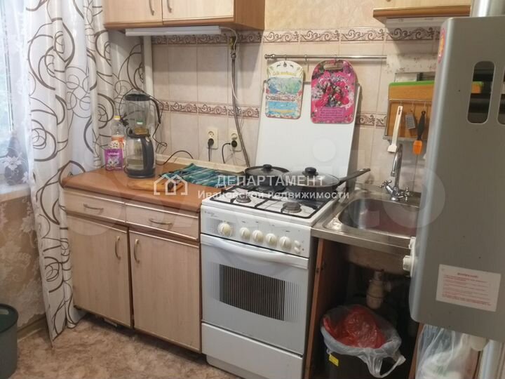 3-к. квартира, 49,7 м², 2/5 эт.