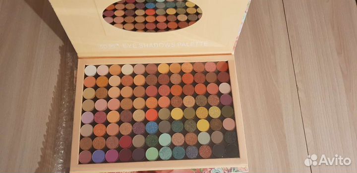 Набор теней большой