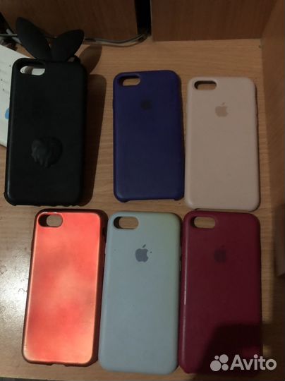 Чехлы на iPhone 8