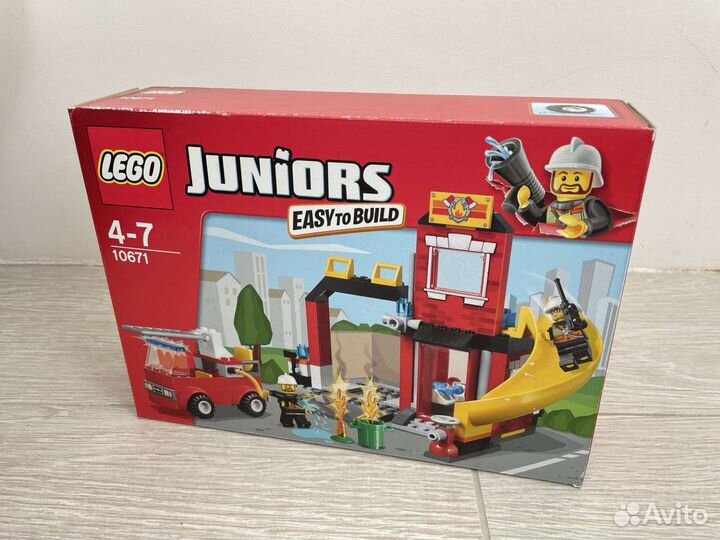 Lego Juniors Пожарная станция 10671 новый