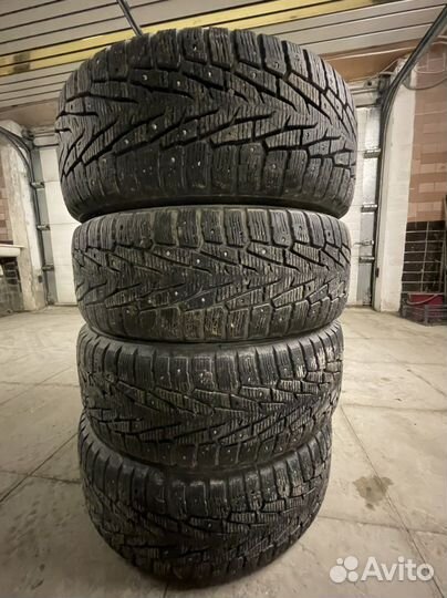 Nokian Tyres Hakkapeliitta 7 SUV 235/60 R18 107T