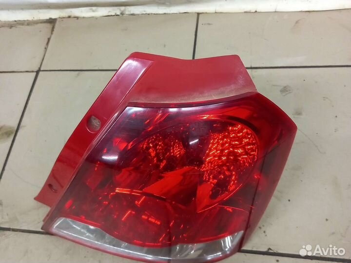 Задний правый фонарь Шевроле Авео Т200 хэтчбек