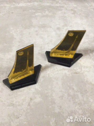 Сувенир настольный “Первому космонавту”