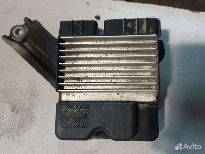 Блок управления форсунками тойота авенсис т250