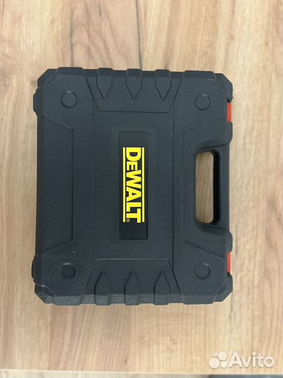 Шуруповерт Ударный Dewalt 21v Гарантия новый