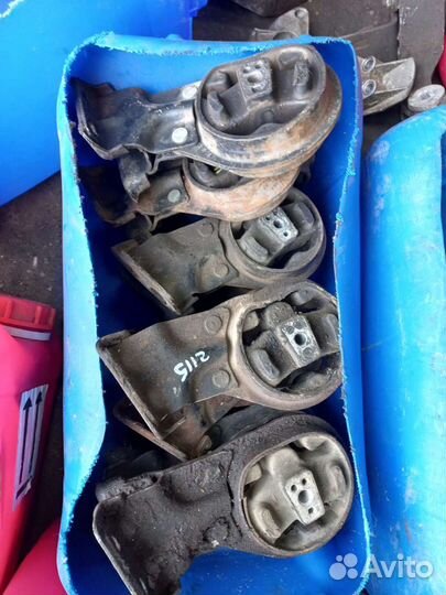 Подушка двигателя передняя Ваз 2114