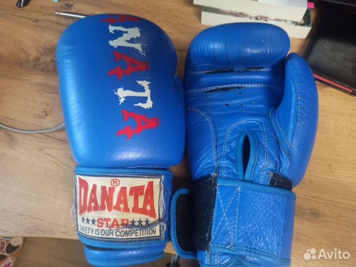 Боксерские перчатки danata 12 унций