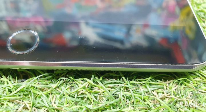 Apple iPad mini 3 Версия - LTE + Отпечаток