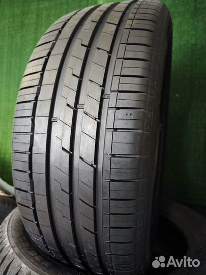 Hankook Ventus S1 Evo 3 K127B 285/35 R20 104Y