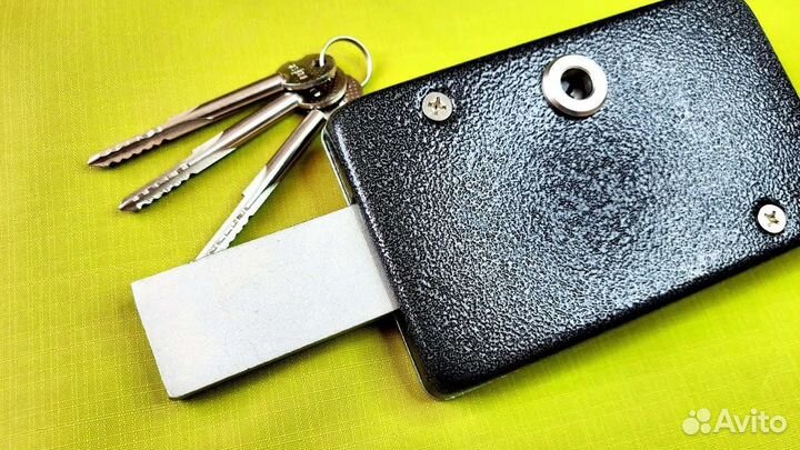 Вскрытие дверных замков квартир домов автомобилей