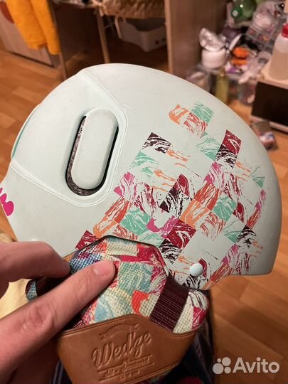 Детский шлем защитный для катания на коньках