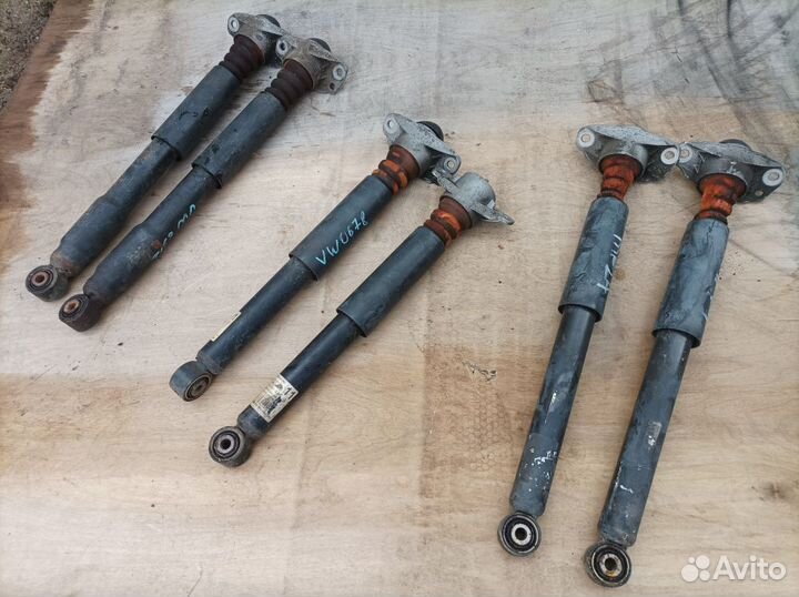 Амортизаторы задние VW Passat B6 B7 CC в сборе