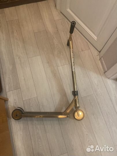 Трюкавой самокат Ride 858