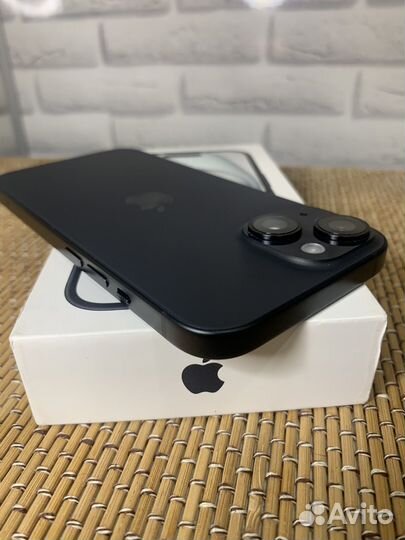 iPhone 15 Black 128GB Sim + Esim