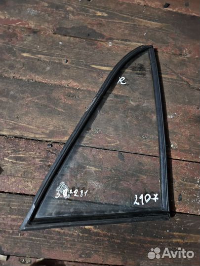 Стекло правое левое боковое глухое Ваз 2105 2107