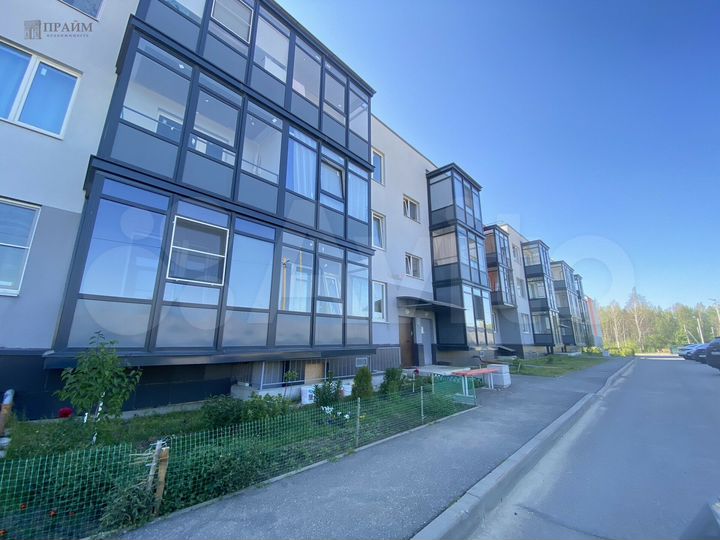 2-к. квартира, 52,1 м², 1/3 эт.