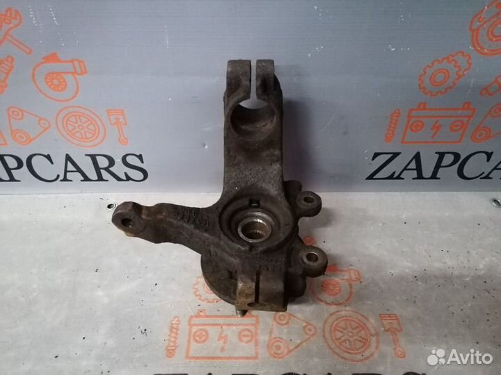 Поворотный кулак левый Mazda 3 BK