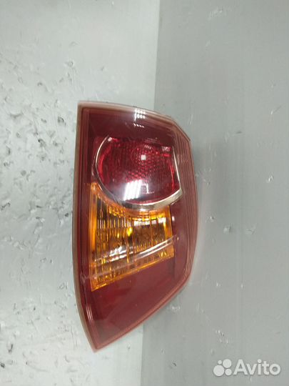 Фонарь задний правый Mitsubishi Lancer X