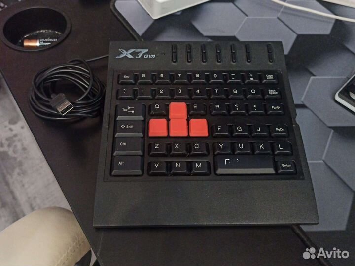 Игровая клавиатура A4Tech X7-G100 Black USB черный