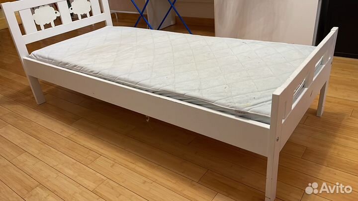Детская кровать IKEA с матрасом