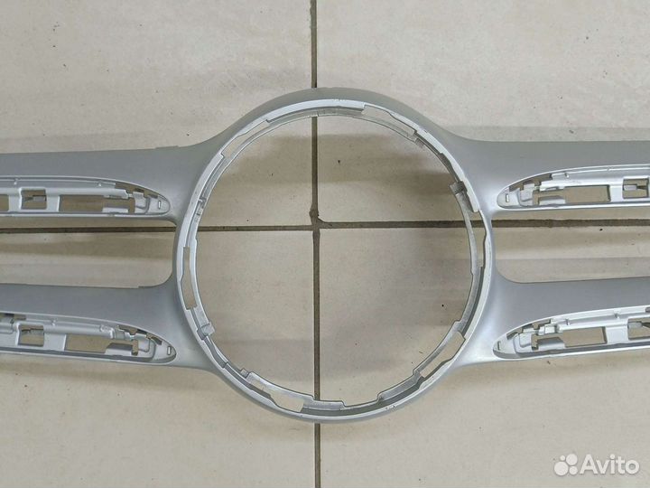 Молдинг решётки радиатора Mercedes E-klasse W213