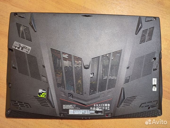 Ноутбук MSI GL63 8RC i5-8300H GTX1050 16GB