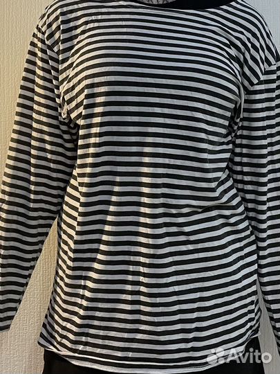 Лонгслив в полоску