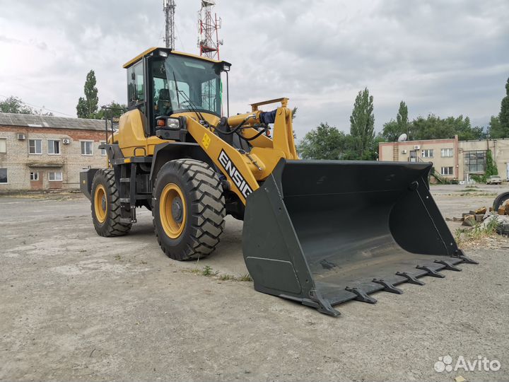 Фронтальный погрузчик Ensign YX636HL, 2023