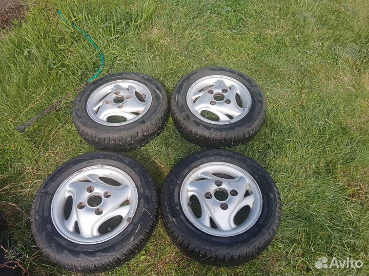 Зимняя резина r13 на Deo Matis