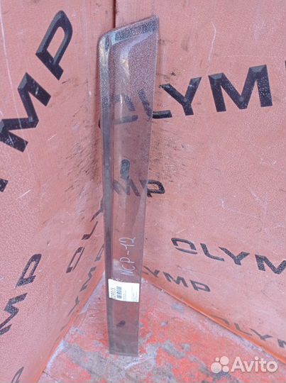 Ветровик задний левый Toyota Platz NCP12 1NZ-FE