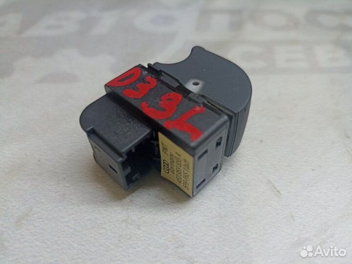 Кнопка стеклоподъемника Audi A8 D3 BVJ