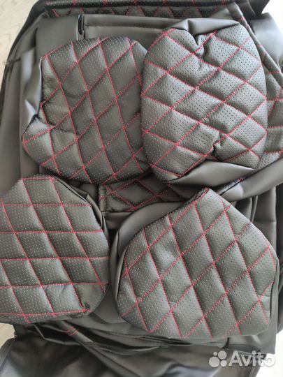 Чехлы на Renault Megane 2