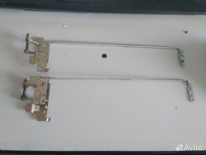 Петли lenovo B50-30, B50-45, B50-70, B50-80