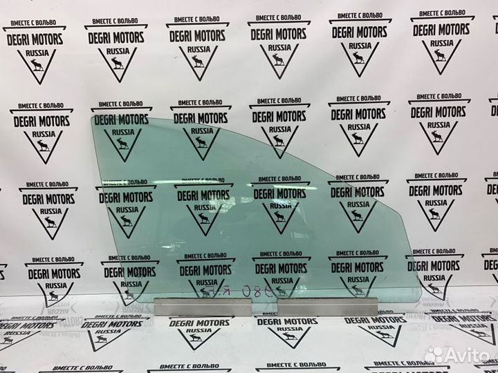Стекло двери передней правой Volvo XC90 2003-2014