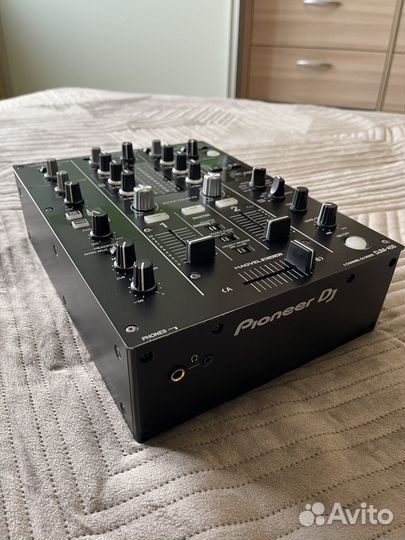 Pioneer DJM-450 (+ decksaver)