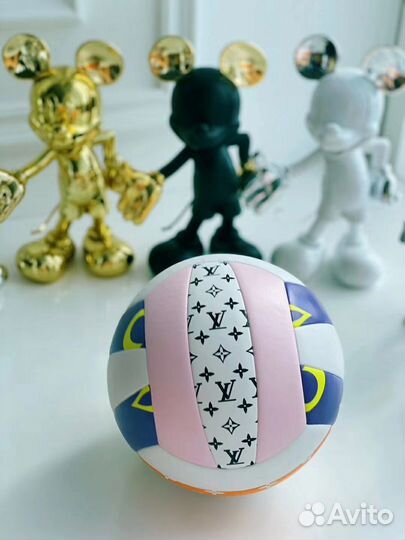 Мяч для волейбола monogram giant