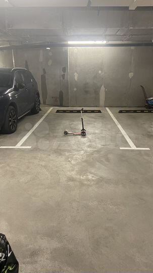 Машиноместо, 13 м²