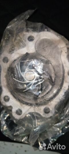 Помпа водяная 17400-69L01 suzuki Swift 4 k12v