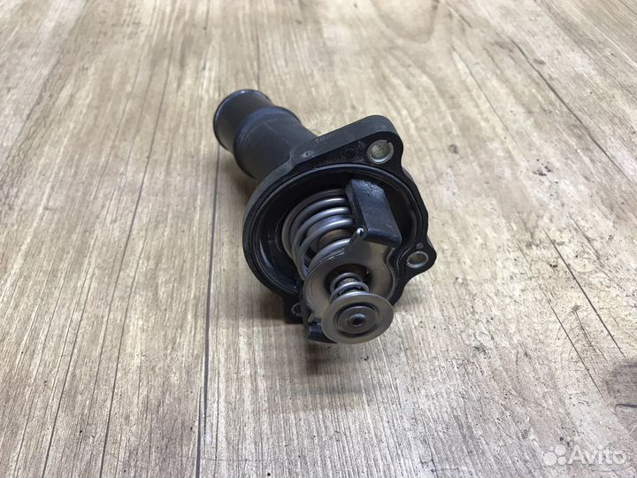 Корпус термостата, термостат Ford Focus 2 07 - 11г