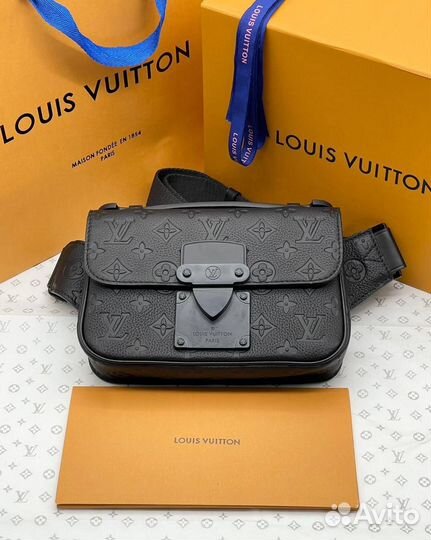 Сумка на пояс louis vuitton