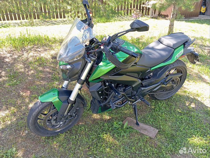 Bajaj Dominar 400 2021 год