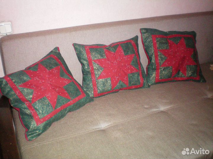 Подушка-свинка и наволочки в технике печворк