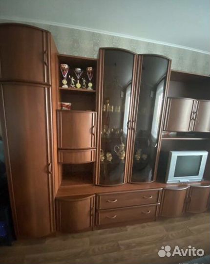 Стенка в гостиную