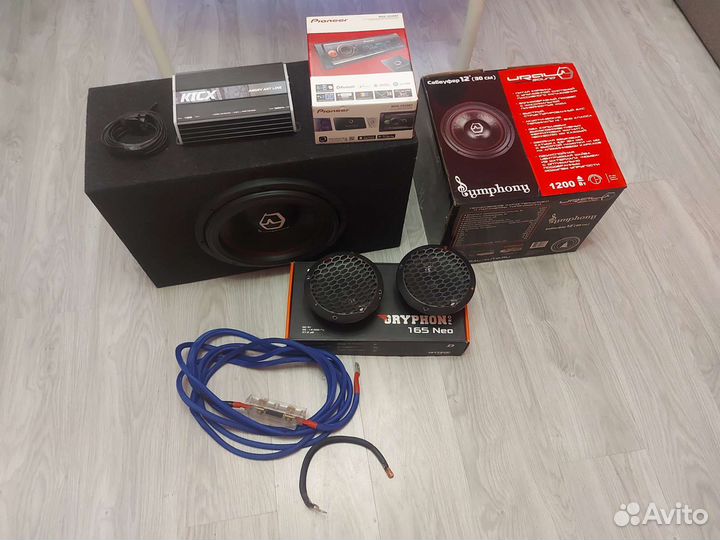 Сабвуфер,магнитола,усилитель