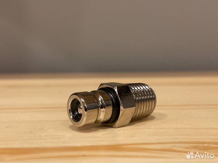 Фиттинг топливный для Suzuki