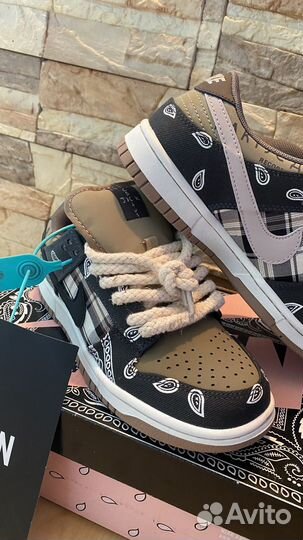 Кроссовки nike sb dunk low travis scott