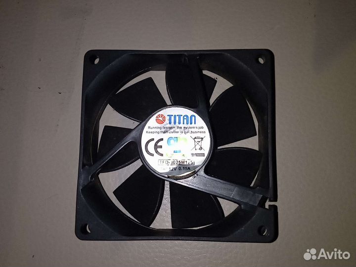 Вентилятор для корпуса
