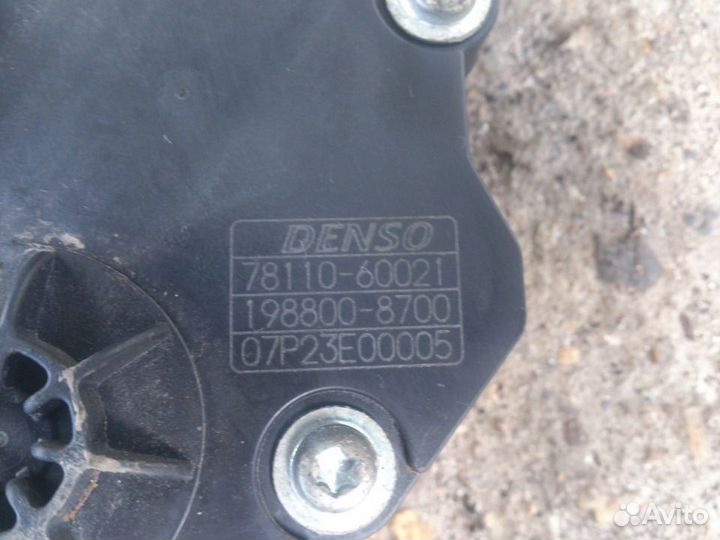 Lexus LX 570 lx570 педаль газа