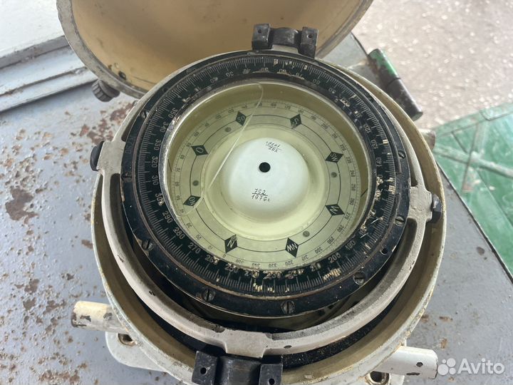 Компасс корабельный СССР